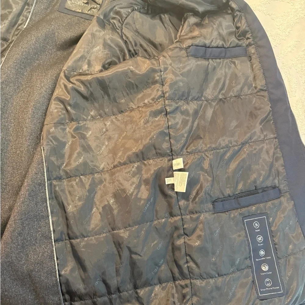 Calvin Klein Men's Navy Jacket - Picture 7 of 13